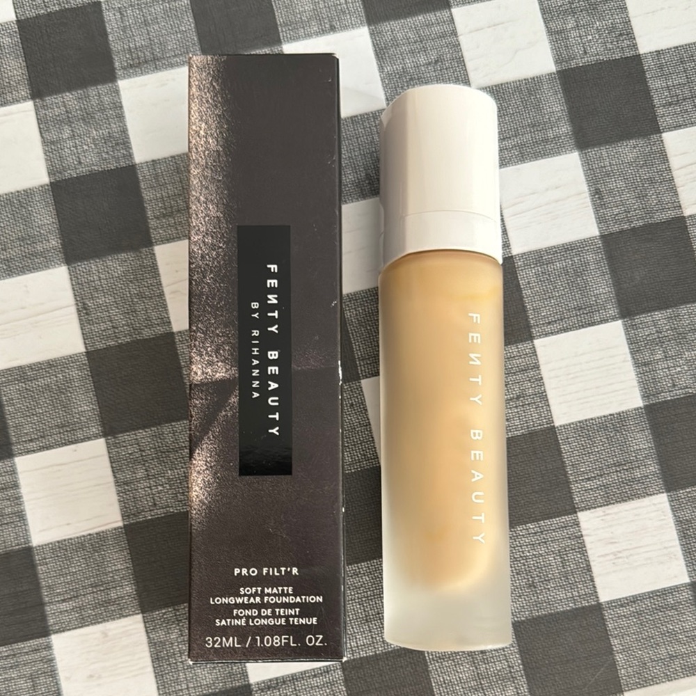 Fenty Beauty 145 Cream Pro Filt'r Soft Matte Longwear Foundation